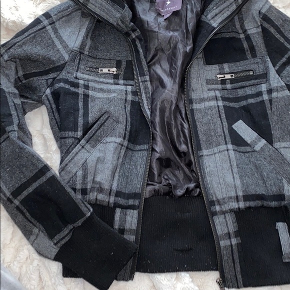 Forever 21 jacket - Picture 3 of 7